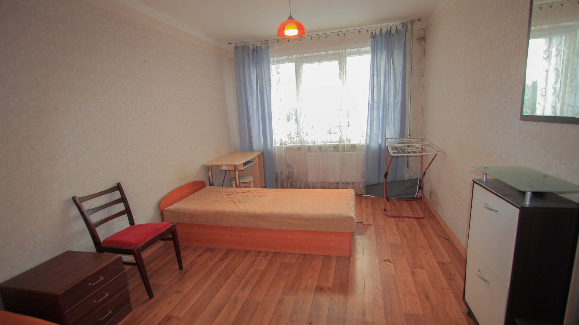 Parduodamas 3kambarių butas (Naujoji Akmenė)