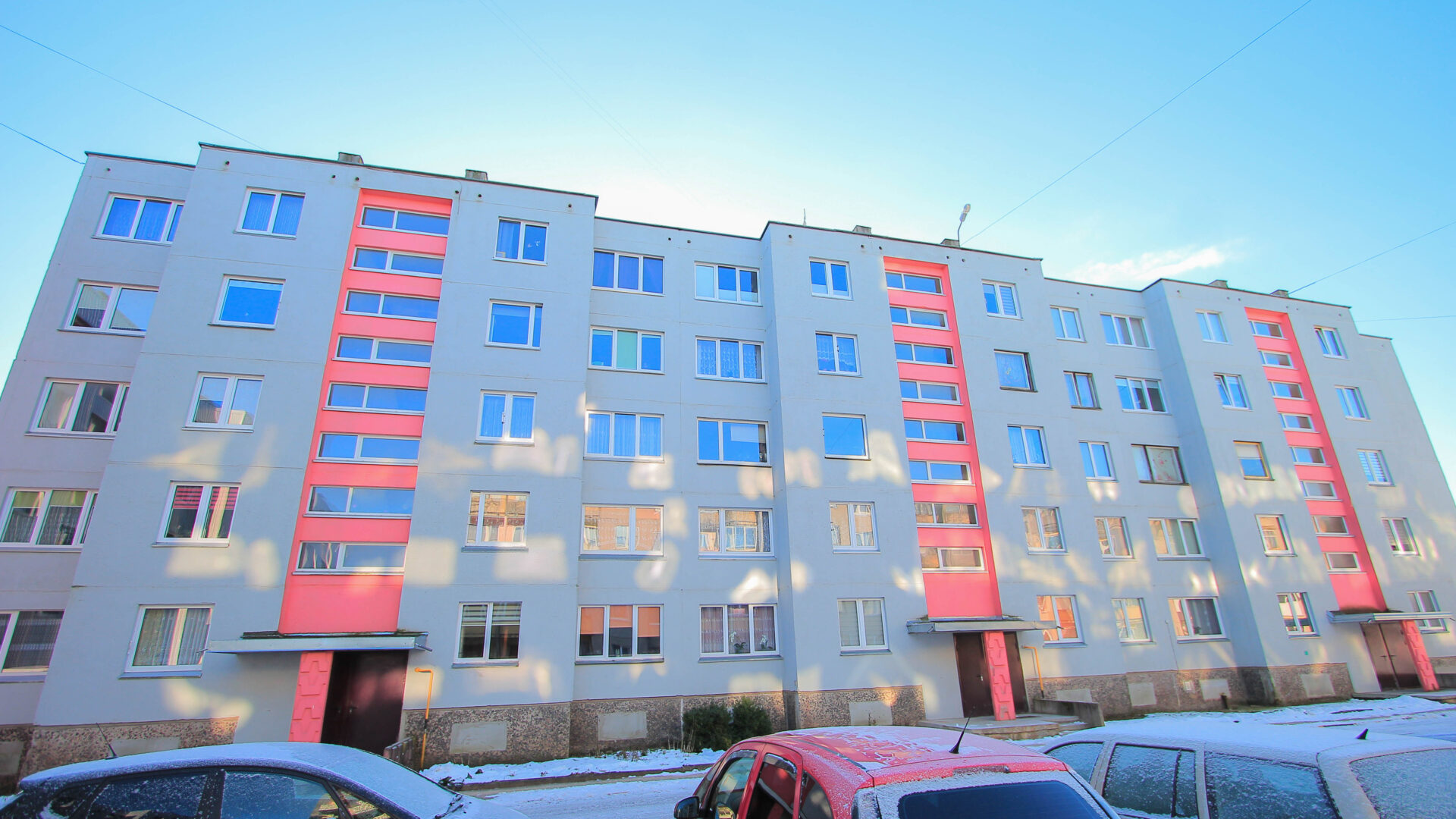 Parduodamas 3kambarių butas (Naujoji Akmenė)