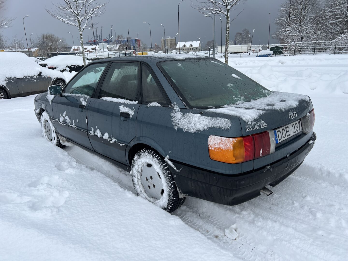 Audi 80
