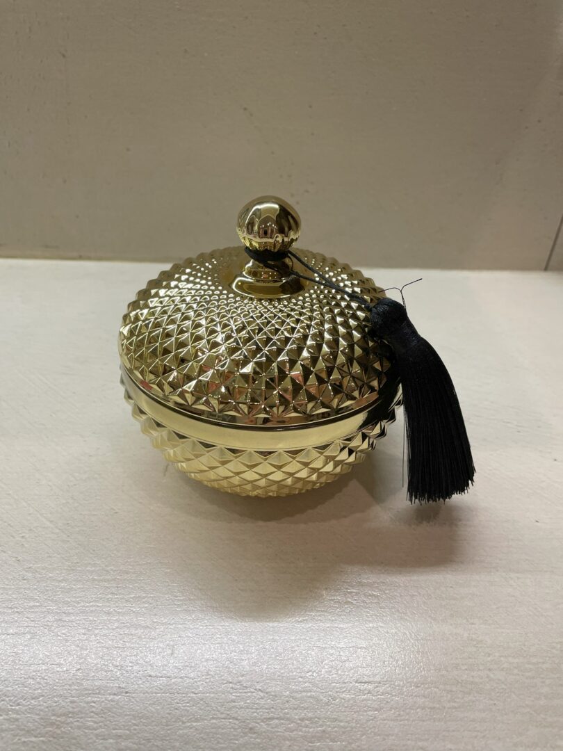 Rankų darbo kvepiančios sojų žvakės