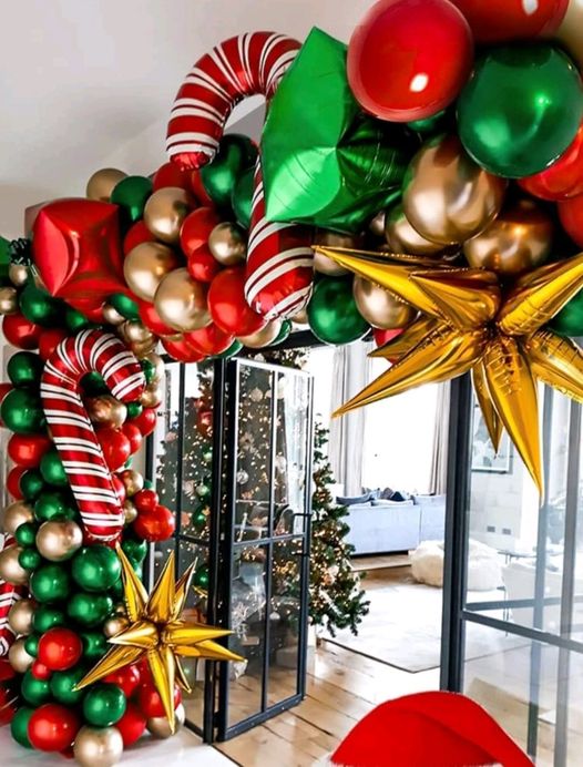 Balionų girlianda Kalėdoms