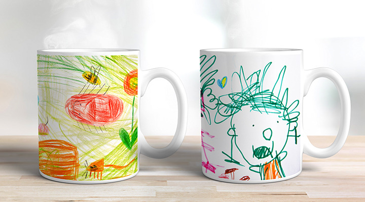Puodeliai su vaikų piešiniais