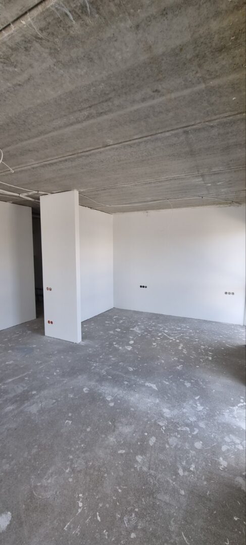 Vidaus apdaila. Glaistymo ir dažymo darbai.