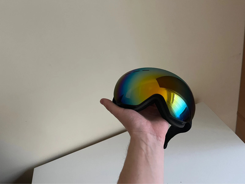 Slidinėjimo akiniai