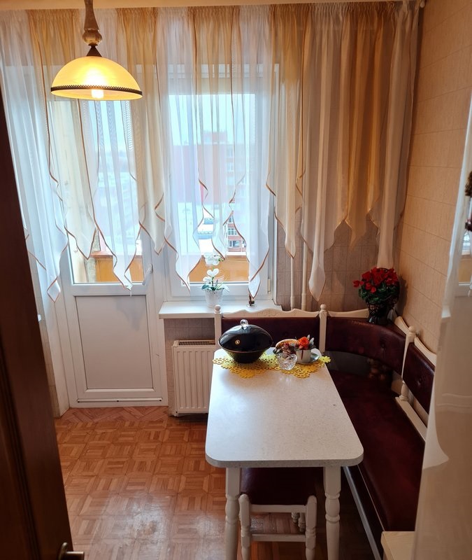 Parduodamas 3 kambarių butas šalia „Molo”