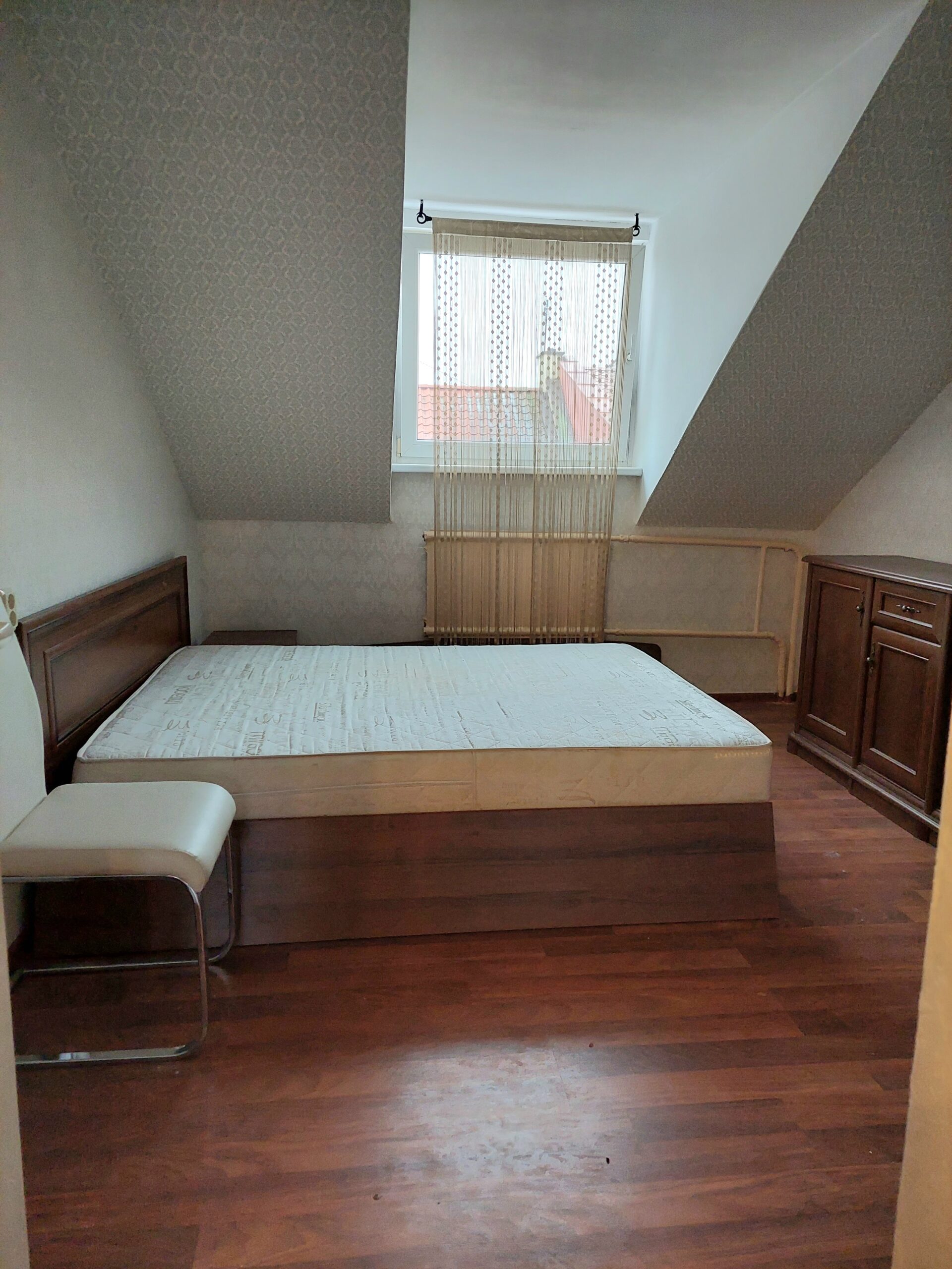 Parduodamas 2 kambarių butas