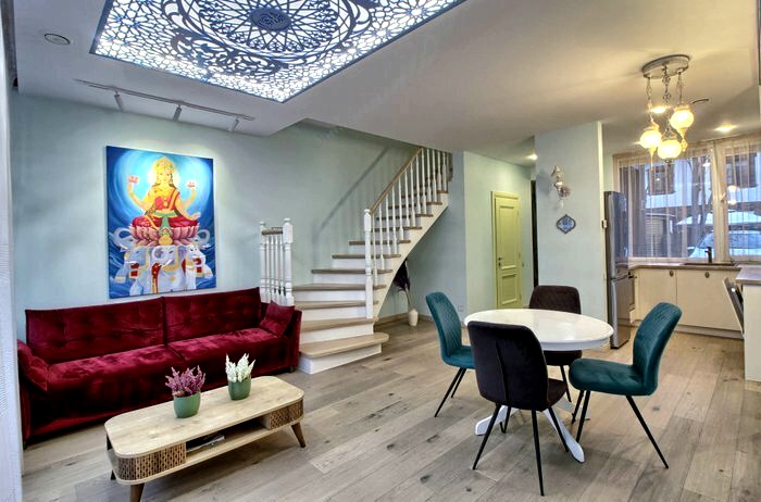 Giruliuose parduodamas kotedžas