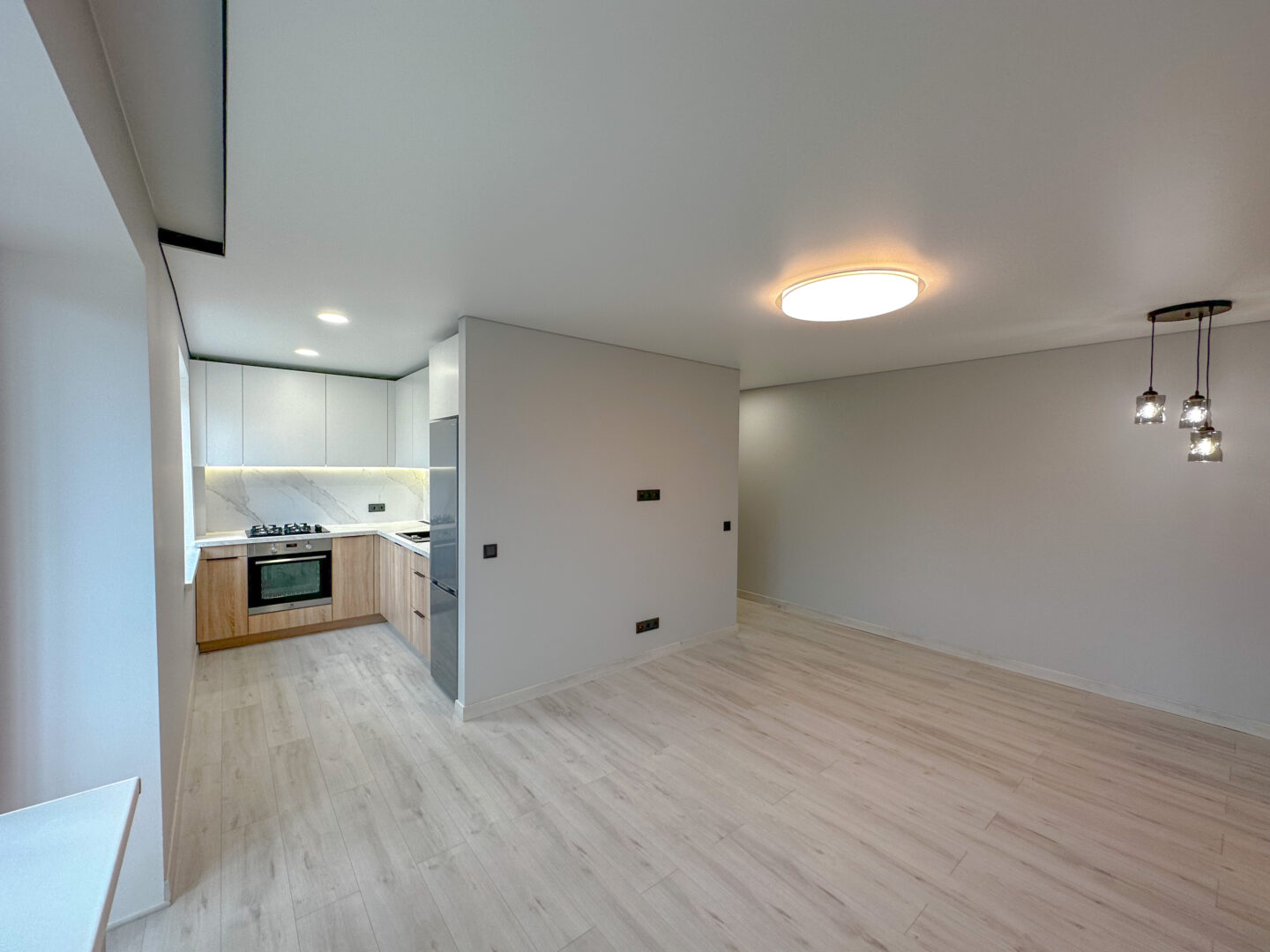 Klaipėda prie senosios perkelos 2 kambarių suremontuotas butas su balkonu