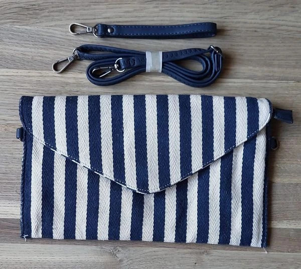 Medžiaginė dryžuota delninė