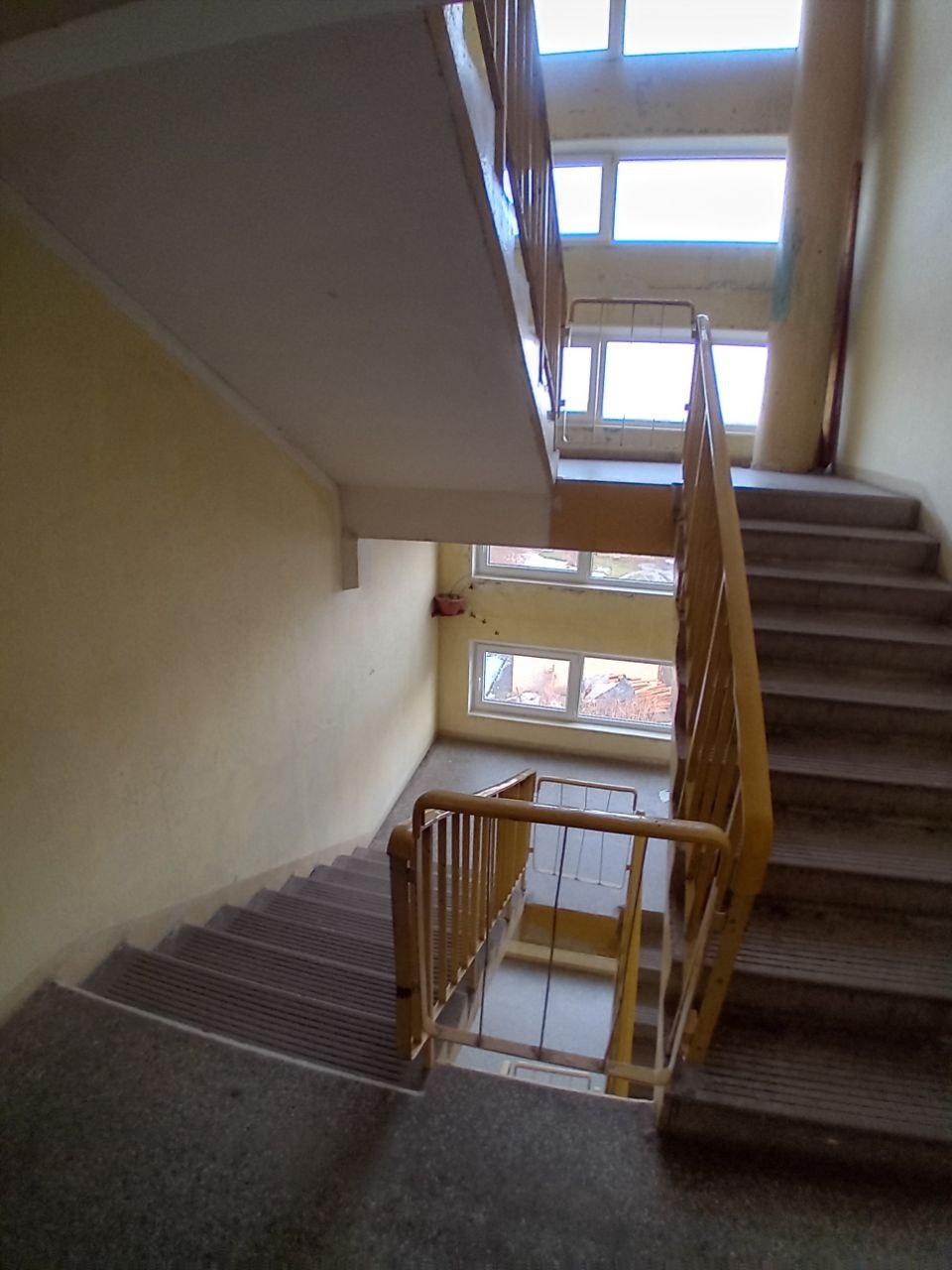 Radviliškio miesto centre, parduodamas 1 k butas