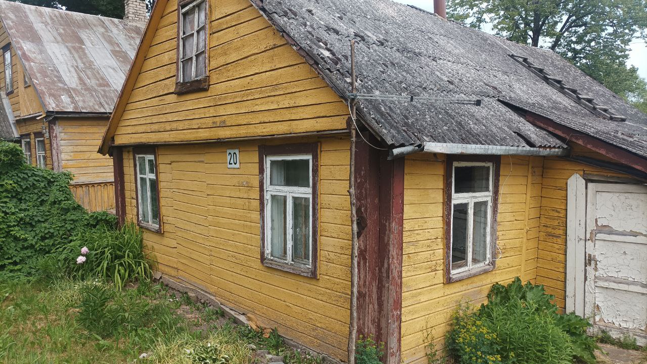 Namas Kupiškio r. Alizava – Biržų g. 20