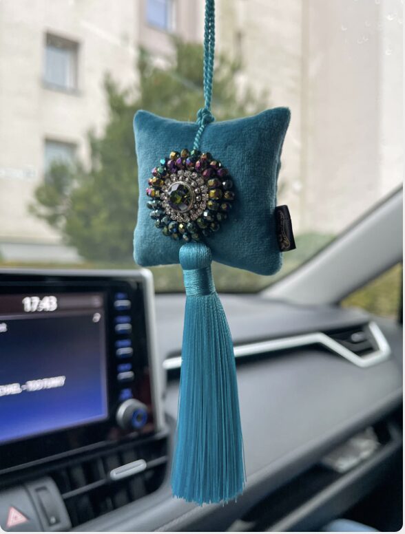 BentEvo Boutique – Stilingi Automobilio Aksesuarai