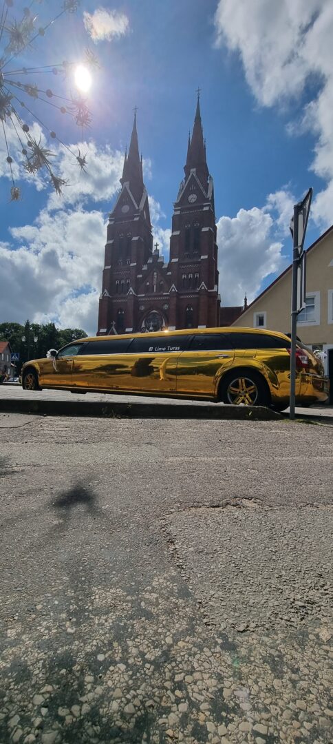 Auksinio Limuzino nuoma