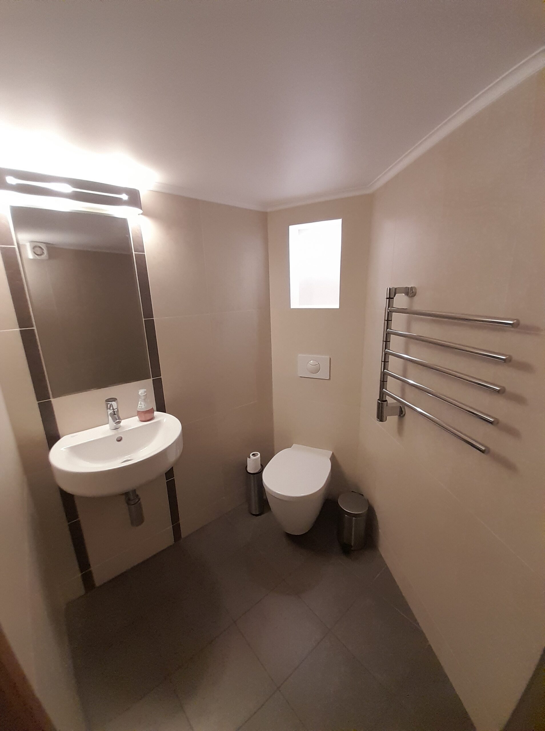 Parduodamos 58 kv.m. Studijos / Administracinės patalpos