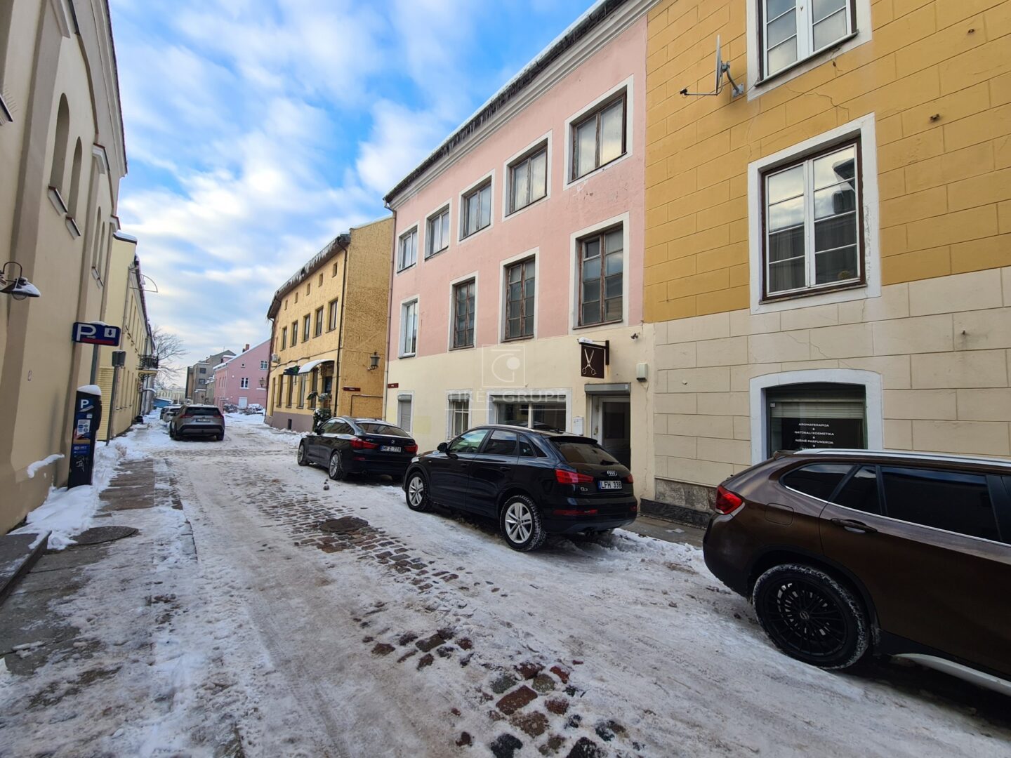 Pačiame Klaipėdos senamiestyje, Kepėjų g. nuomojamos komercinės paskirties patalpos.