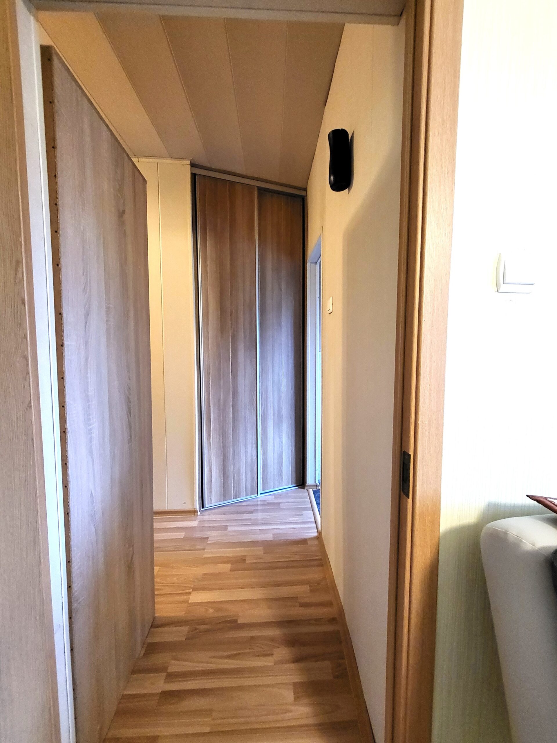 PARDUODAMAS 1 KAMBARIO BUTAS Marijampolėje.