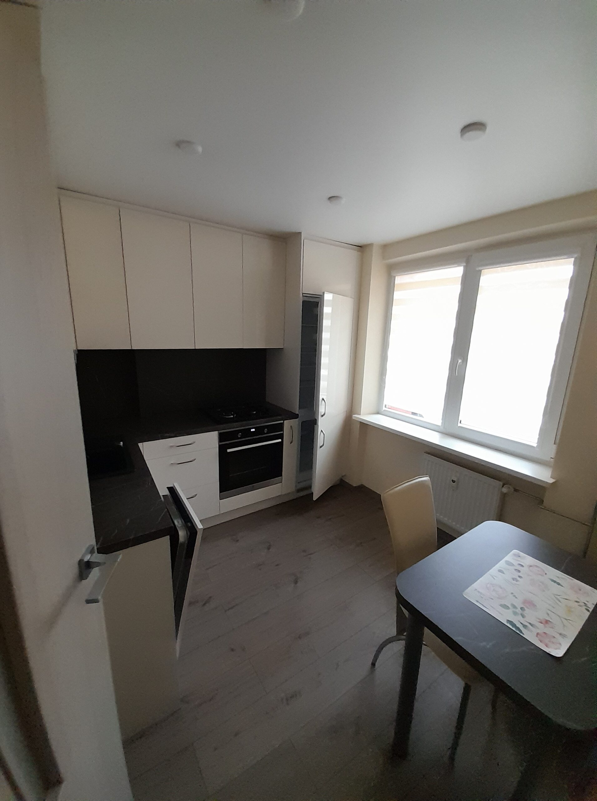 Išnuomojamas 2 k. butas, Klaipėdoje, Miško kvartale, Liepojos g.