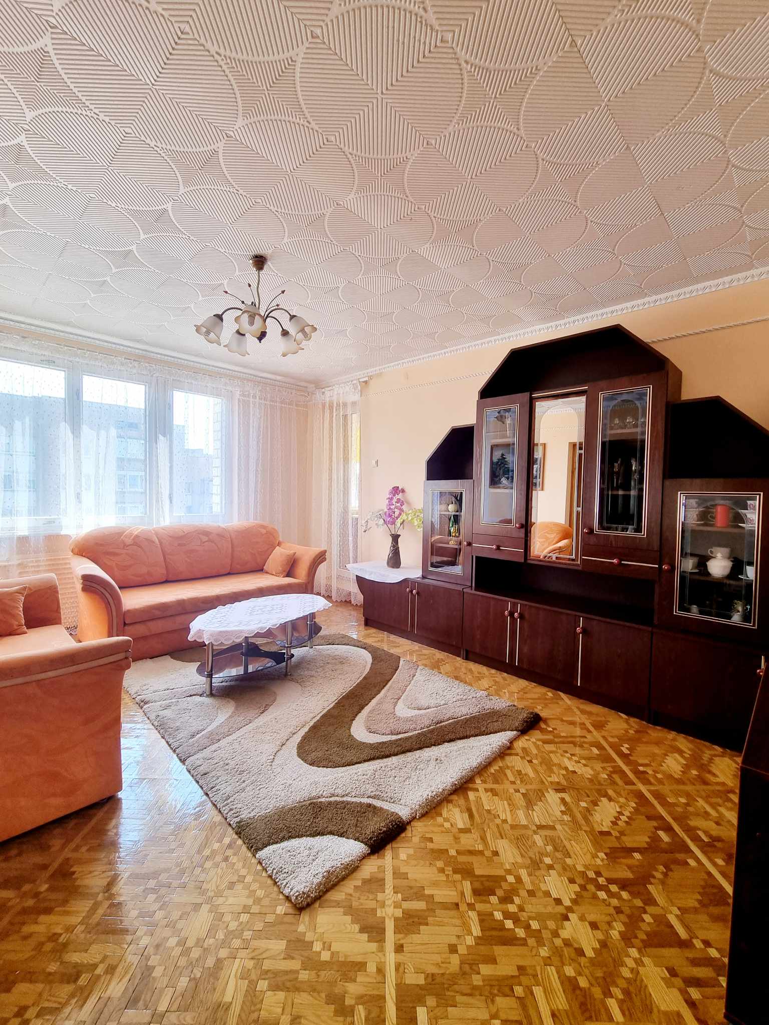 Parduodamas 3 kambarių butas, Vidzgiryje
