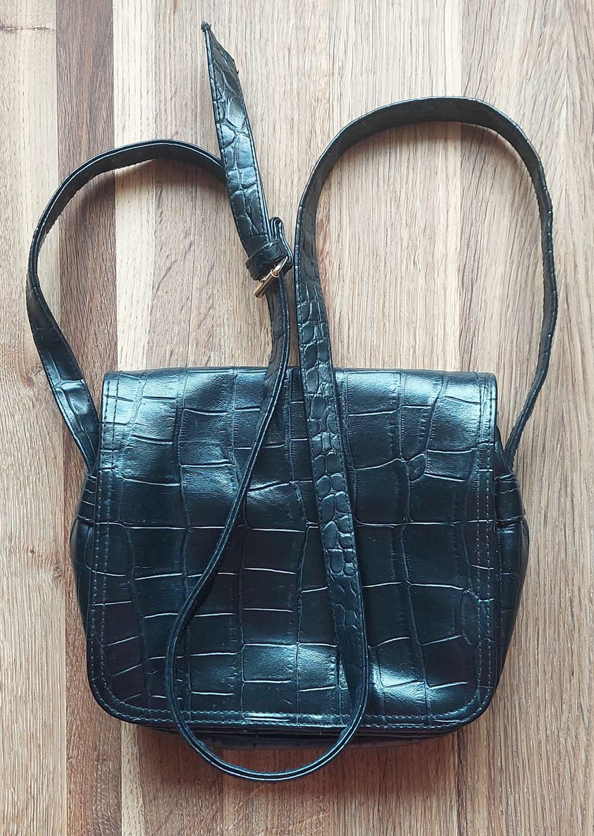 Krokodilo odos imitacijos rankinė