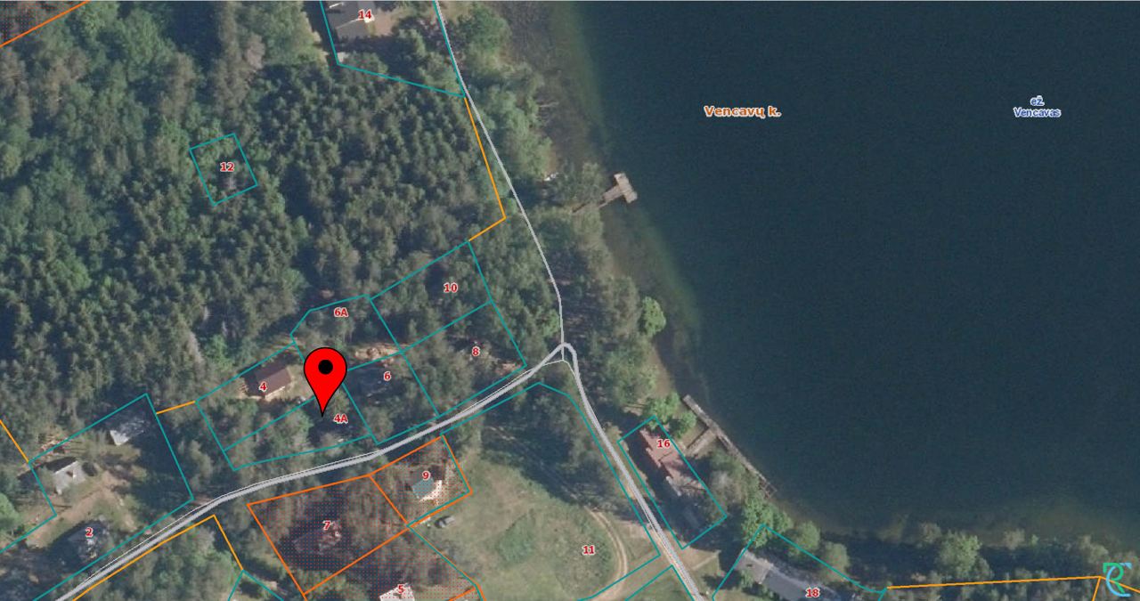 Išskirtinis sklypas su poilsio namu