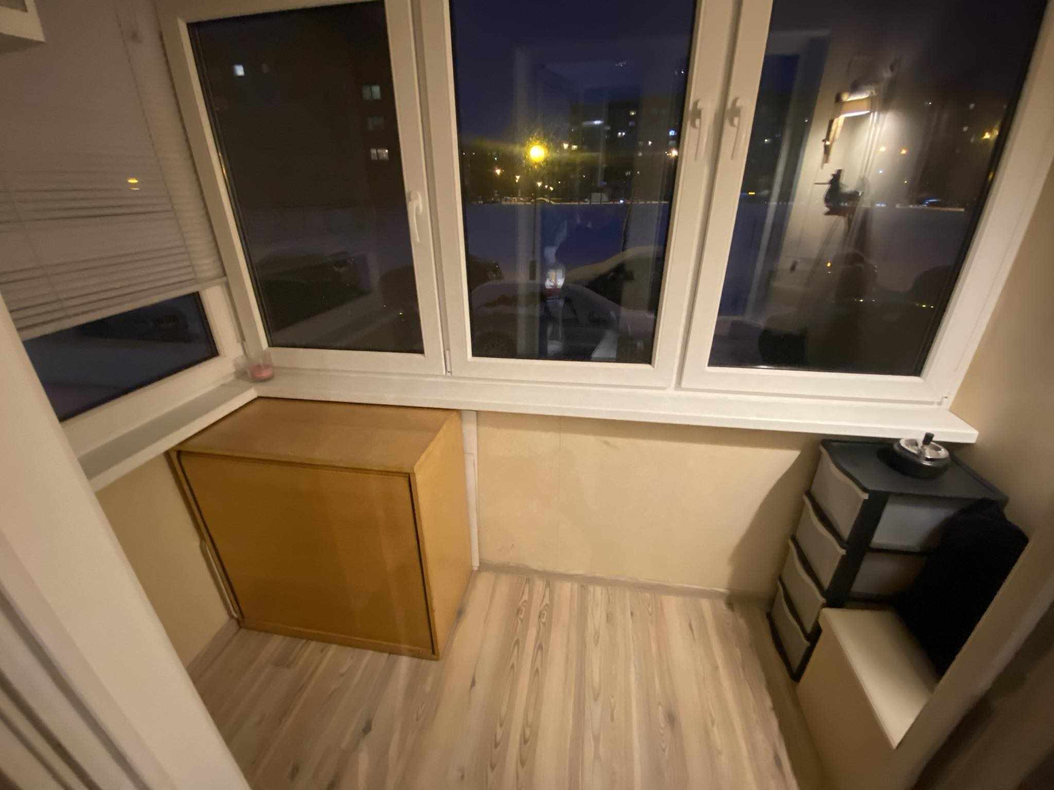 Laukininkų gatvėje, Klaipėdoje. Išnuomojamas 4 kambarių butas su holu