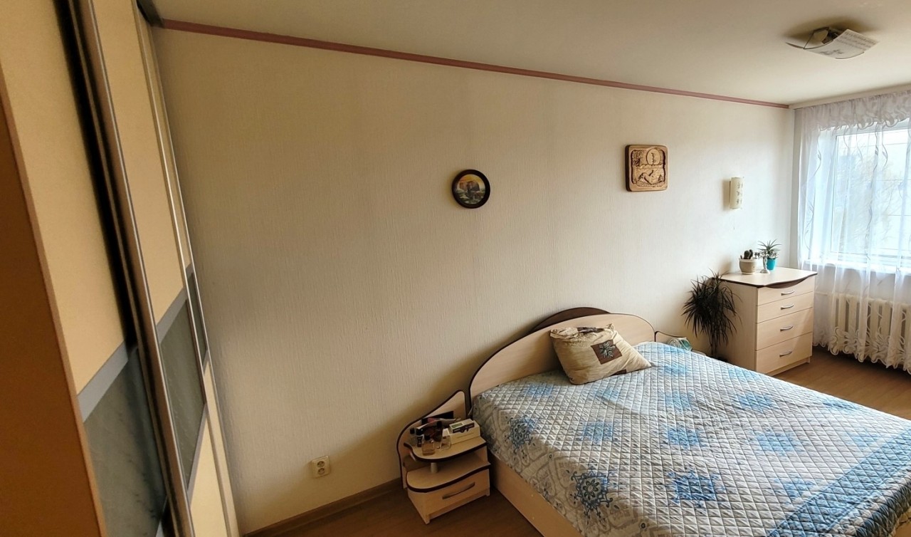 3 kambarių butas Klaipėdos centre, Sausio-15tos gatvėje.