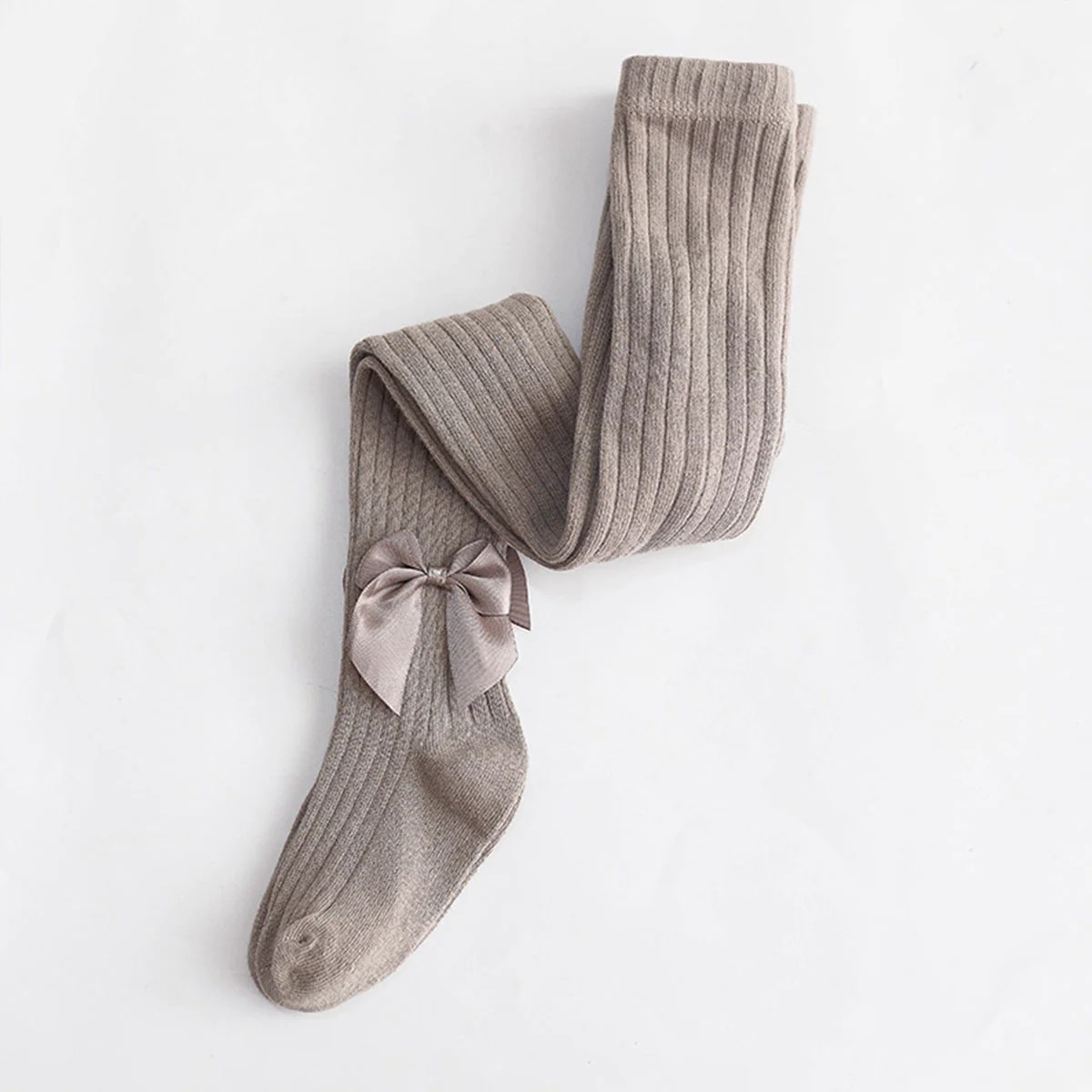 Vaikiškos pėdkelnės su kaspinu