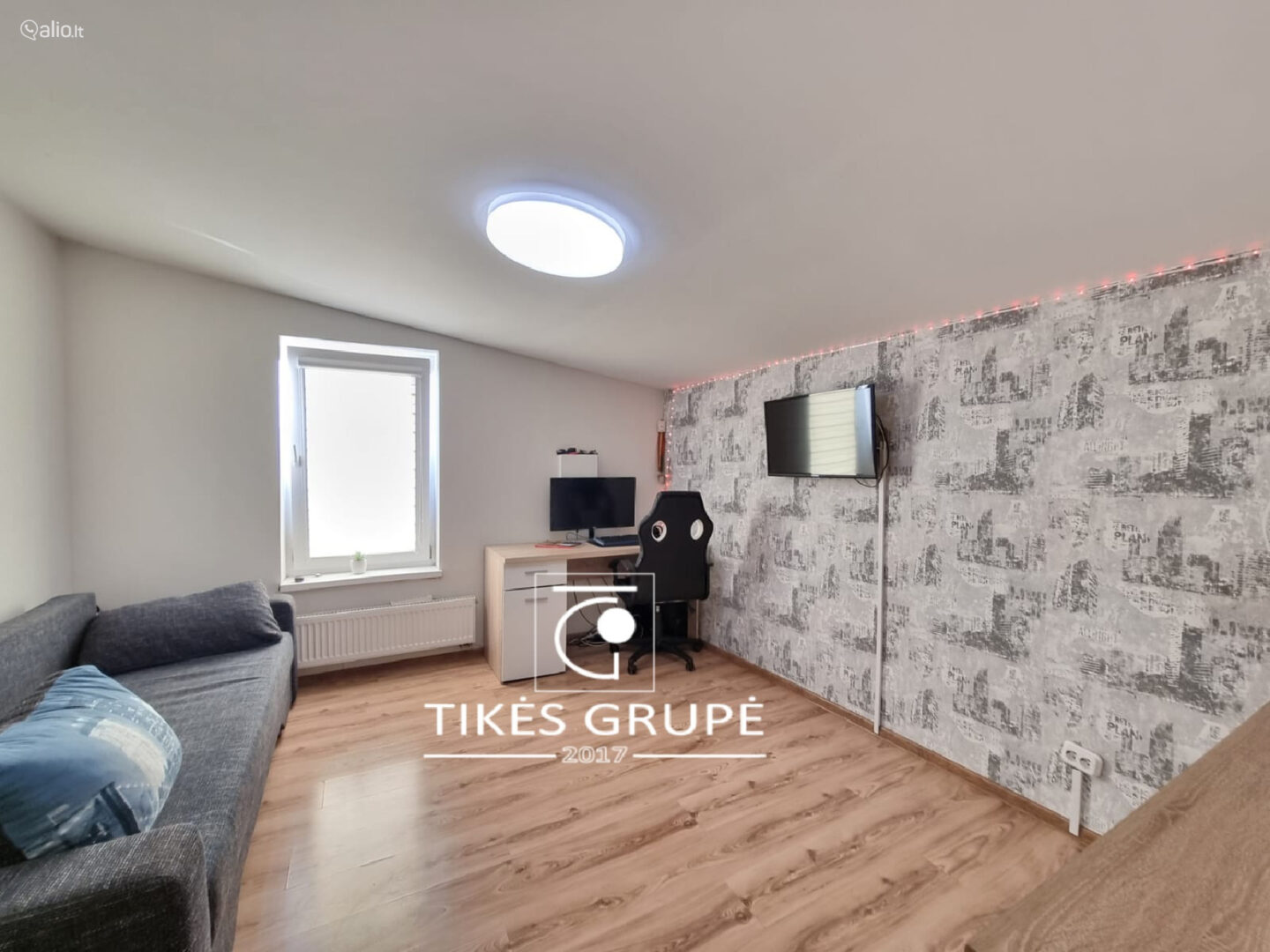 Klaipėdos r., Derceklių k., sodų bendrijoje Dituva parduodamas 122 kv.m. gyvenamas namas su 6 arų žemės sklypu ir 42kv.m. garažu