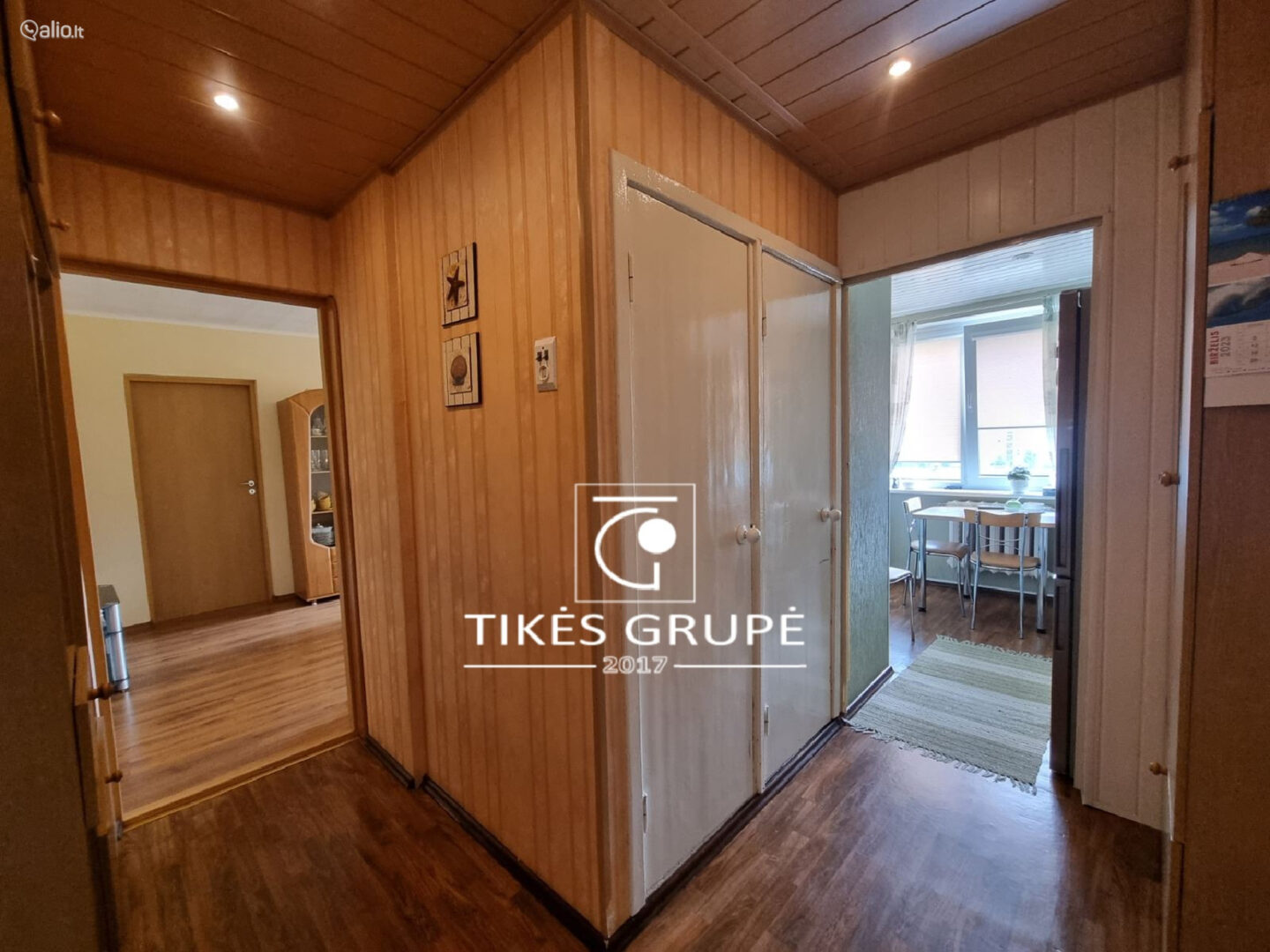 Klaipėdos r. sav. Gargžduose., parduodamas erdvus ir jaukus 3 kambarių butas miesto centre. Buto plotas — 61.29 kv. m., 5 aukštas iš 5.