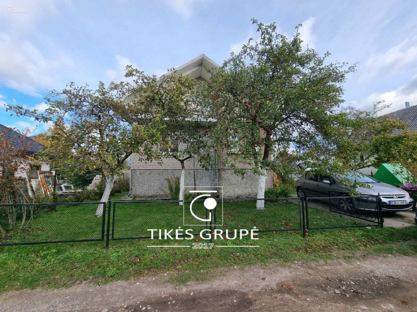Parduodamas mūrinis sodo namas 96.95 kv.m,. Sklypas 6 arai.