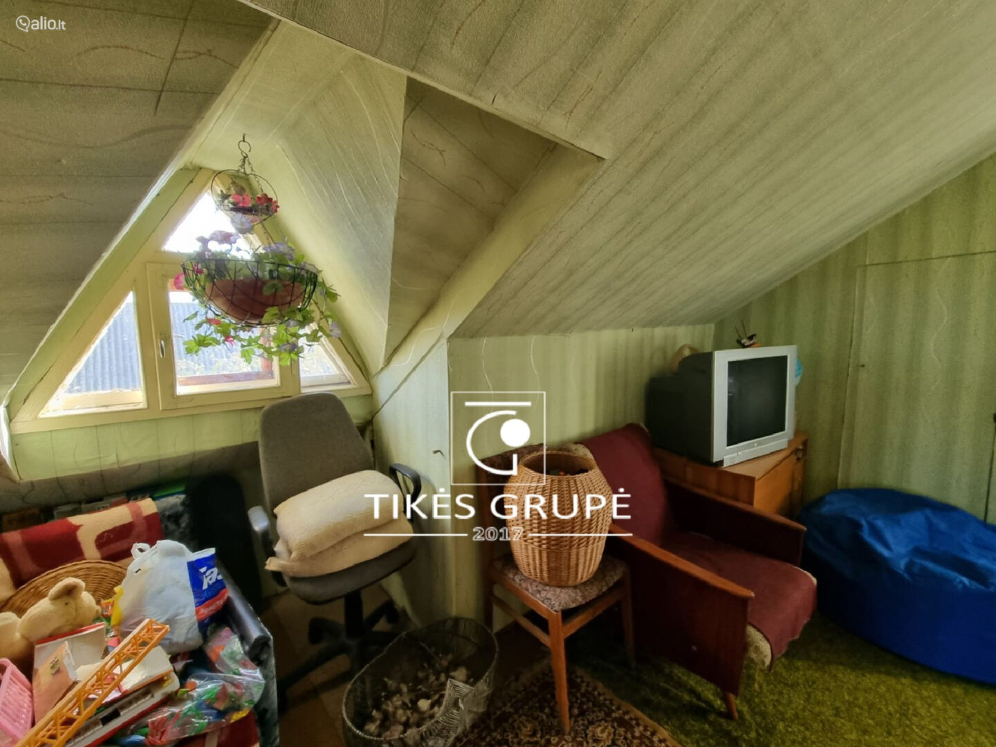 Parduodamas mūrinis sodo namas 96.95 kv.m,. Sklypas 6 arai.