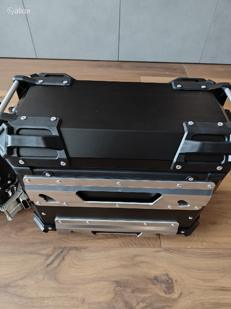 Moto aliuminės dėžės naujos