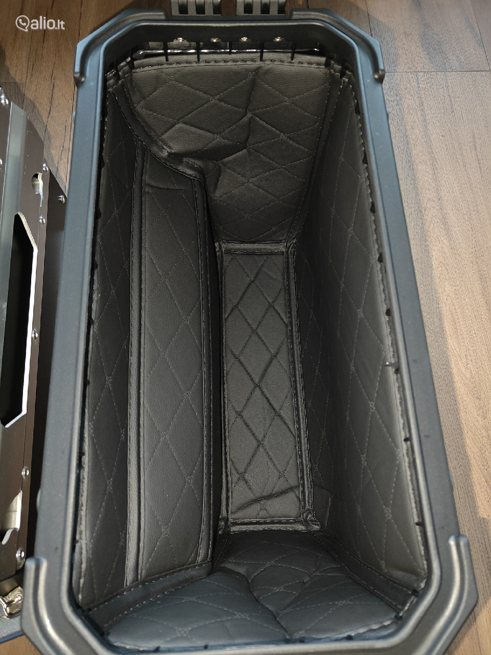 Moto aliuminės dėžės naujos