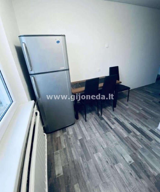 Pigiai parduodamas 1 kambario prie Klaipėdos Sodros.