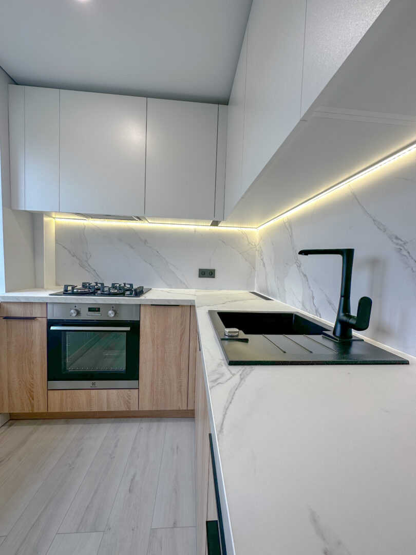 Klaipėda prie senosios perkelos 2 kambarių suremontuotas butas su balkonu