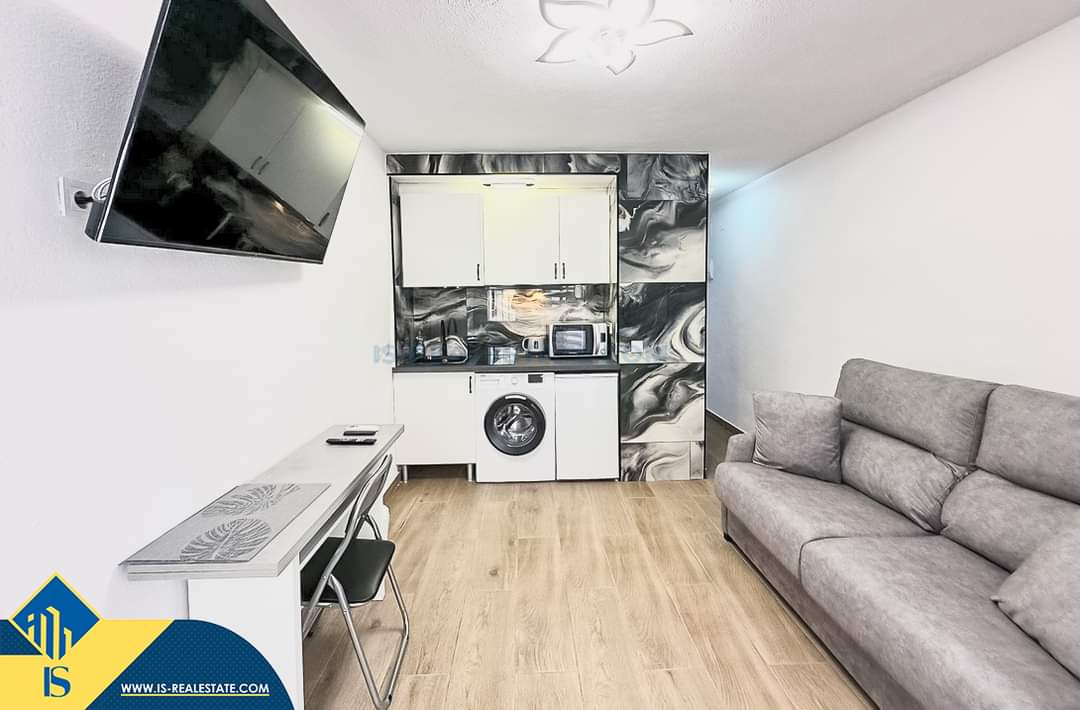 Parduodama renovuota studija, Ispanijoje, Alicante provincijoje