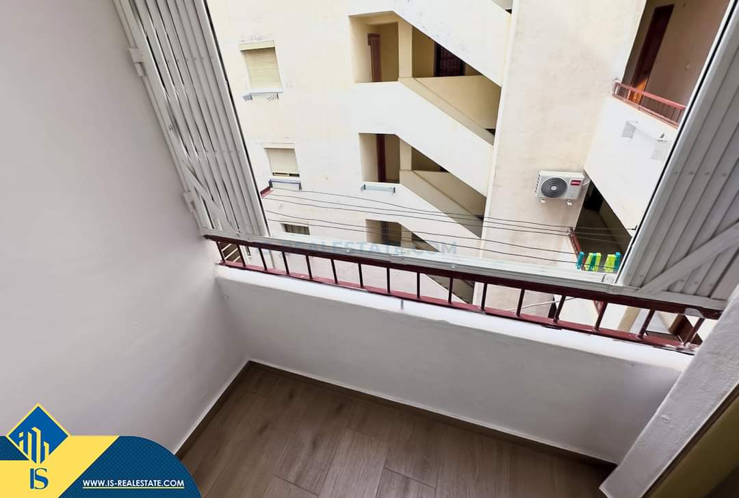 Parduodama renovuota studija, Ispanijoje, Alicante provincijoje