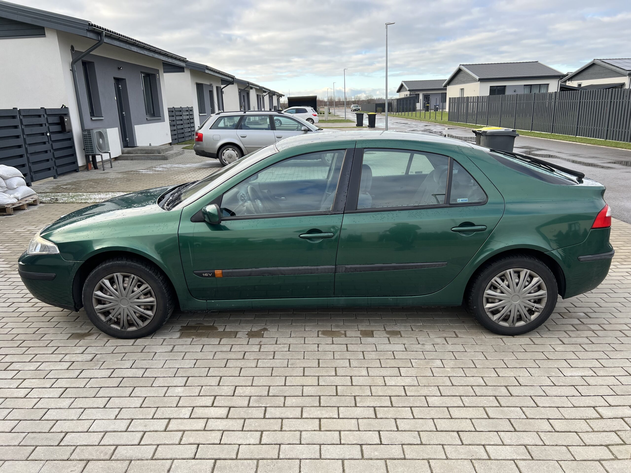 Renault Laguna 2001-12m. 1.6 benz. 79 kw. TA 2026-01. Mechanine