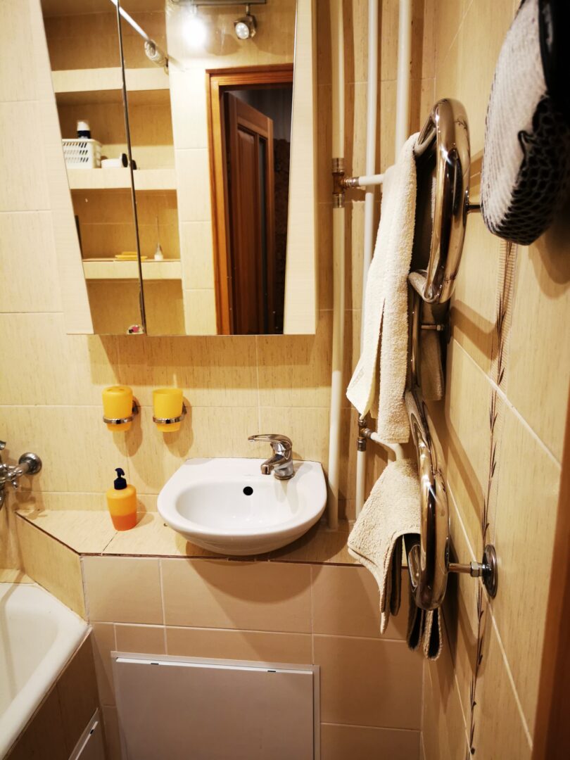 Renovuotame name savininkas nuomoja 3k. butą