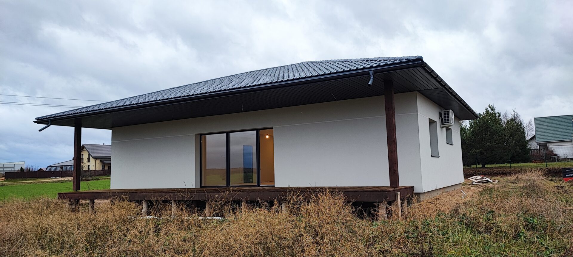 Parduodamas naujos statybos namas