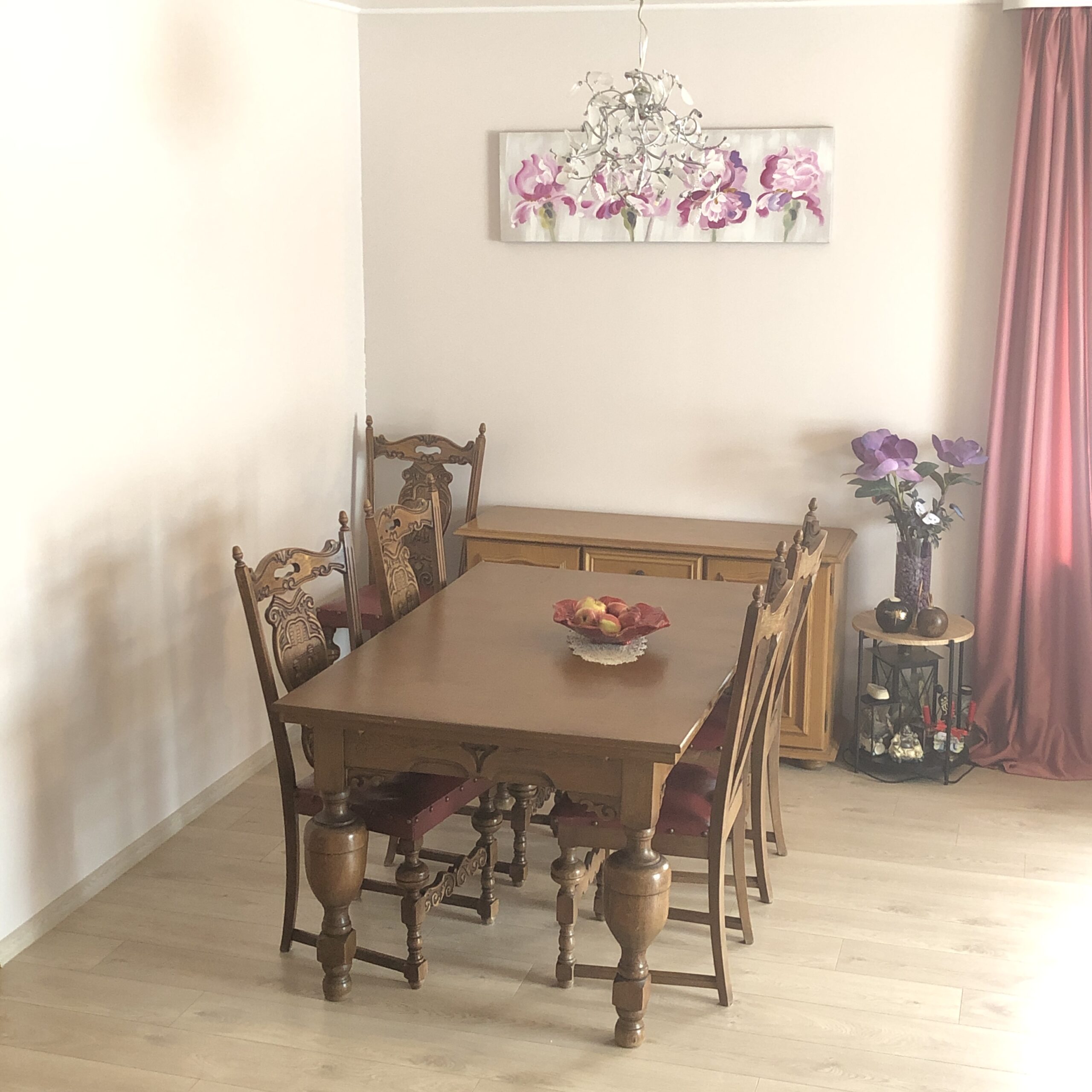 Parduodamas naujos statybos namas