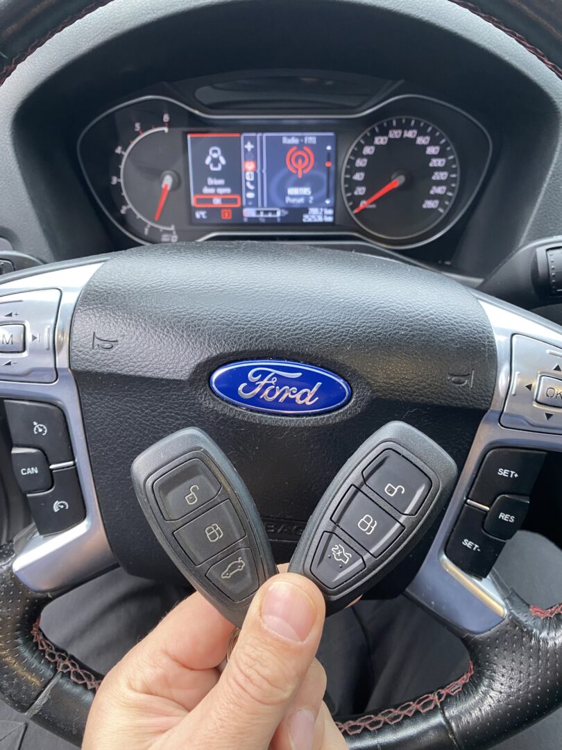 Raktų gamyba ir programavimas