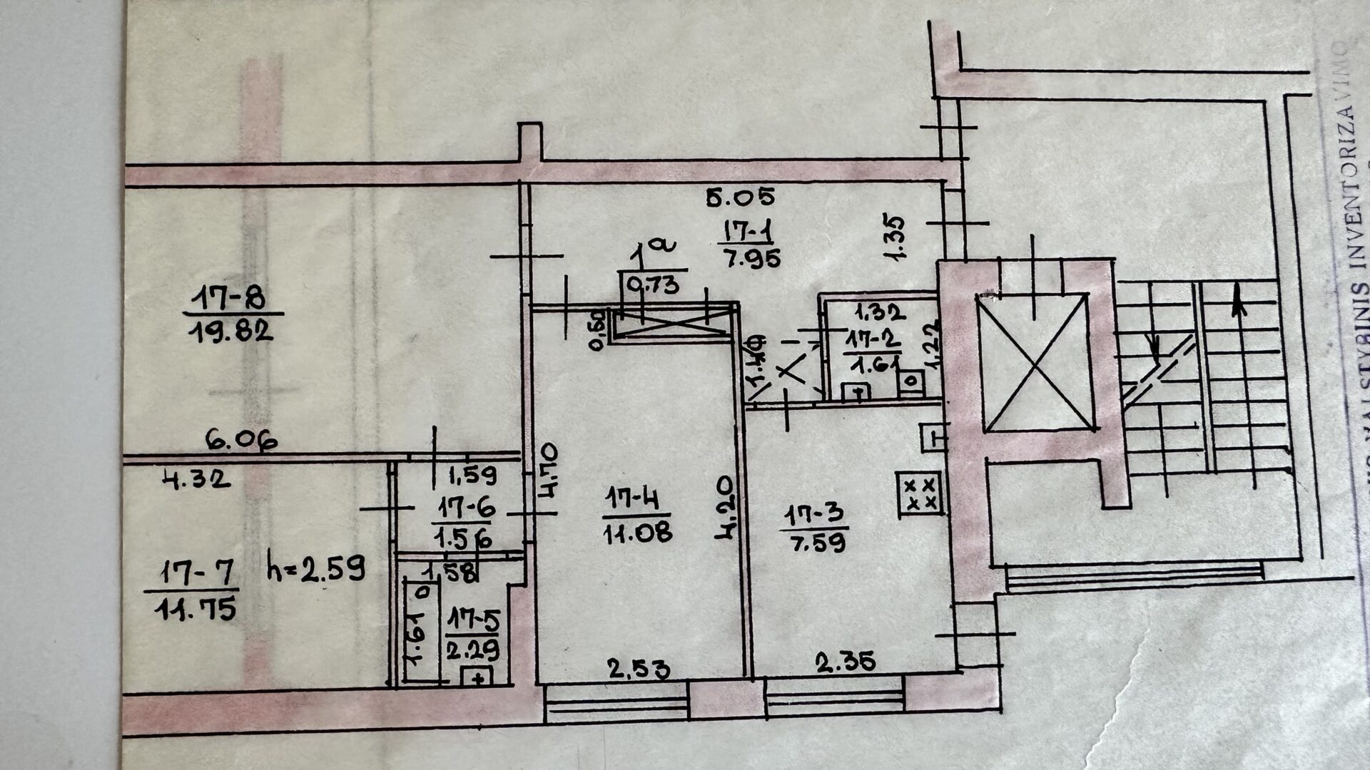 RENOVUOTAME NAME 3 KAMBARIŲ BUTAS SU 2 BALKONAIS