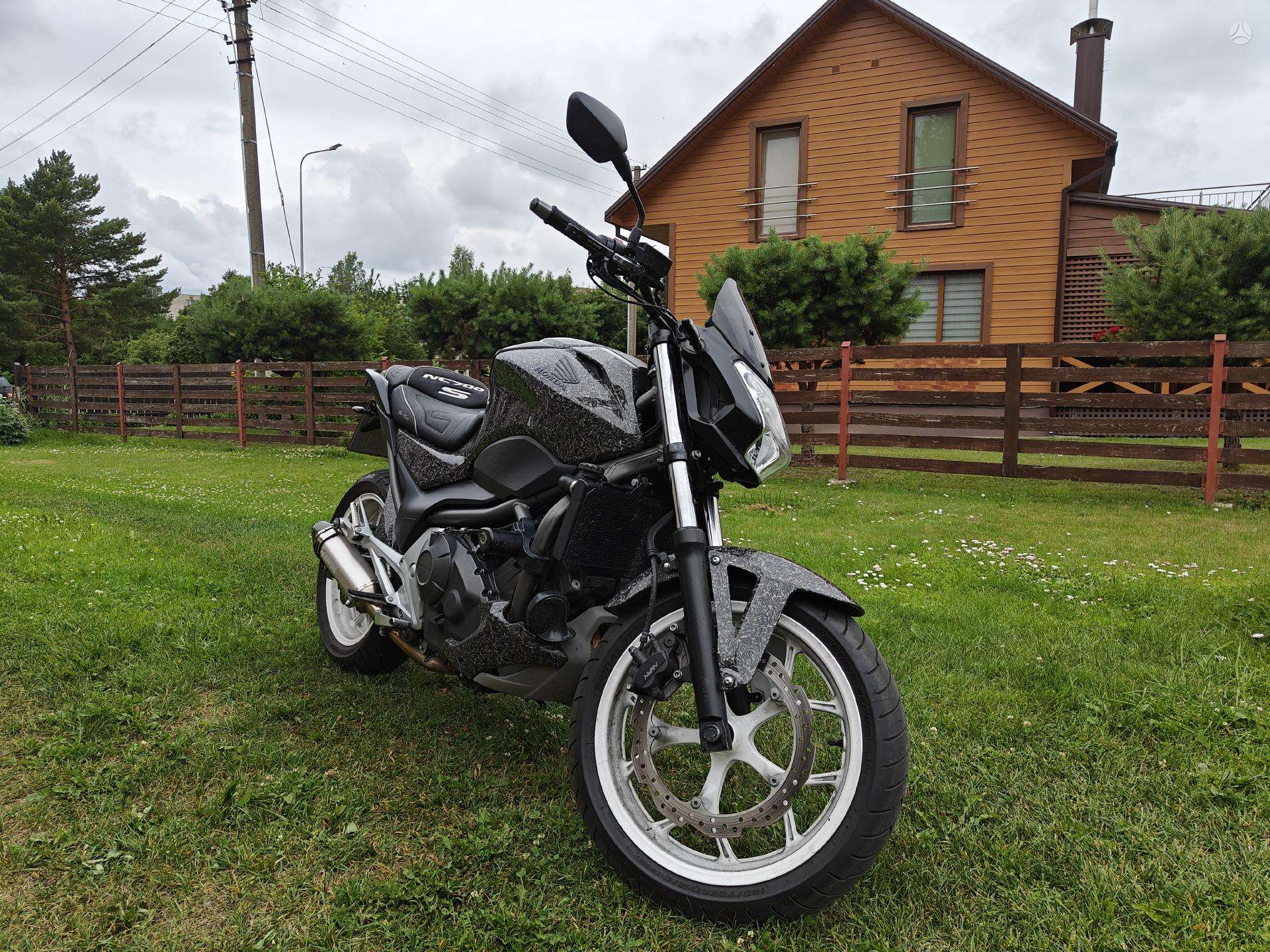 Honda NC 700cc, street / klasikiniai
