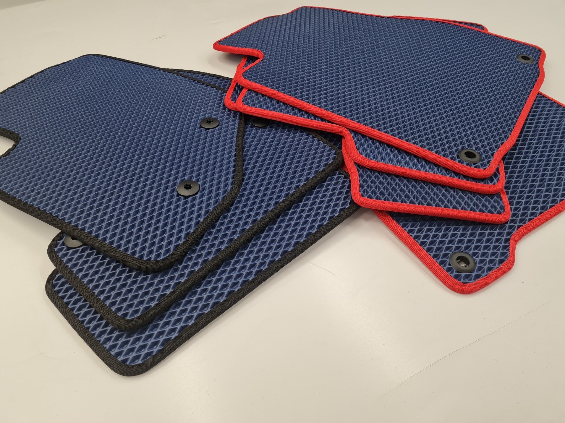 BentEvo Boutique – Stilingi Automobilio Aksesuarai