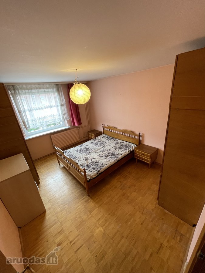 TAIKOS PR. 104, PARDUODAMAS 2 KAMBARIŲ BUTAS