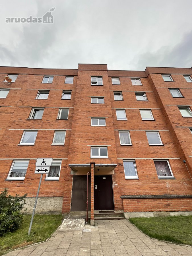 TAIKOS PR. 104, PARDUODAMAS 2 KAMBARIŲ BUTAS