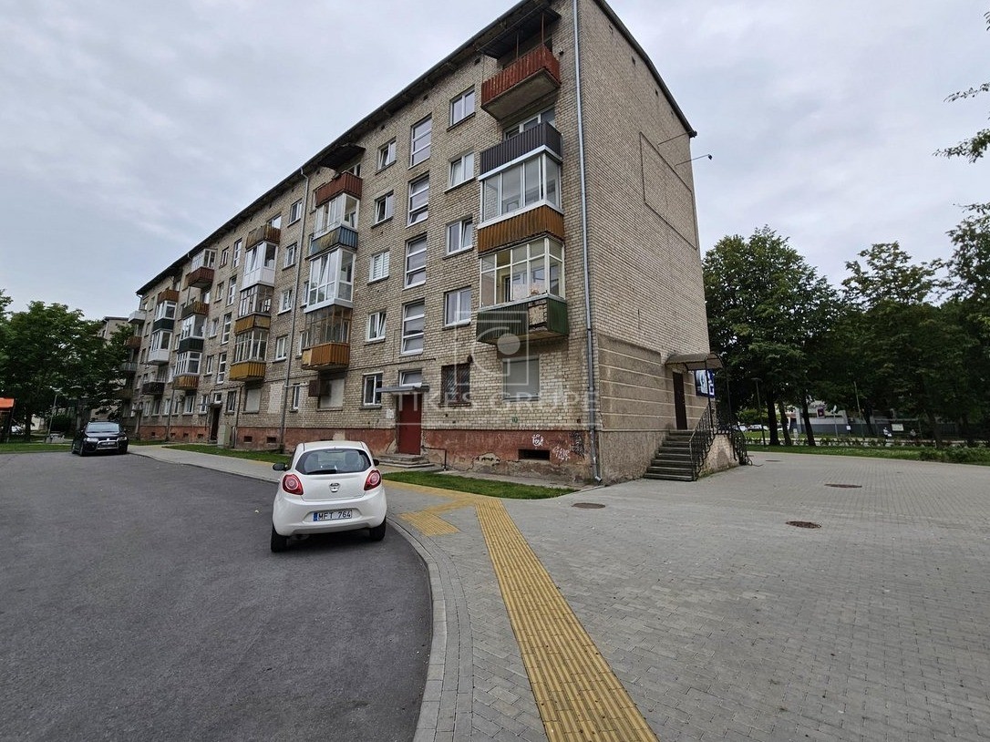 Klaipėdos m. parduodamos komercinės patalpos.