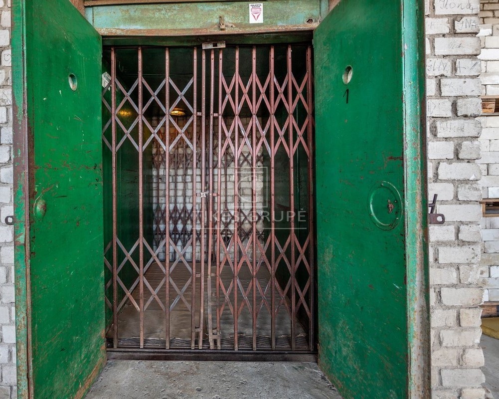 Klaipėdoje parduodamos erdvios patalpos