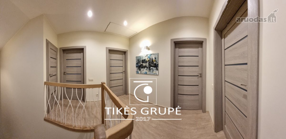 Klaipėdoje, Rimkuose., parduodamas įrengtas, erdvus 202 kv.m., gyvenamas namas. Sklypas 10.71 aro.